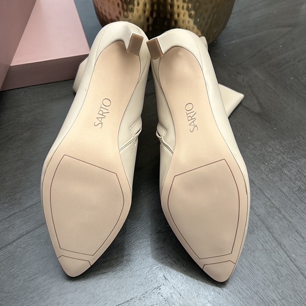 Franco Sarto  A-Calliebty Booties - Picture 4 of 14